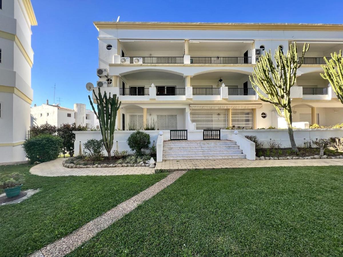 Vilamoura Garden View 1 With Pool By Homing Exterior photo